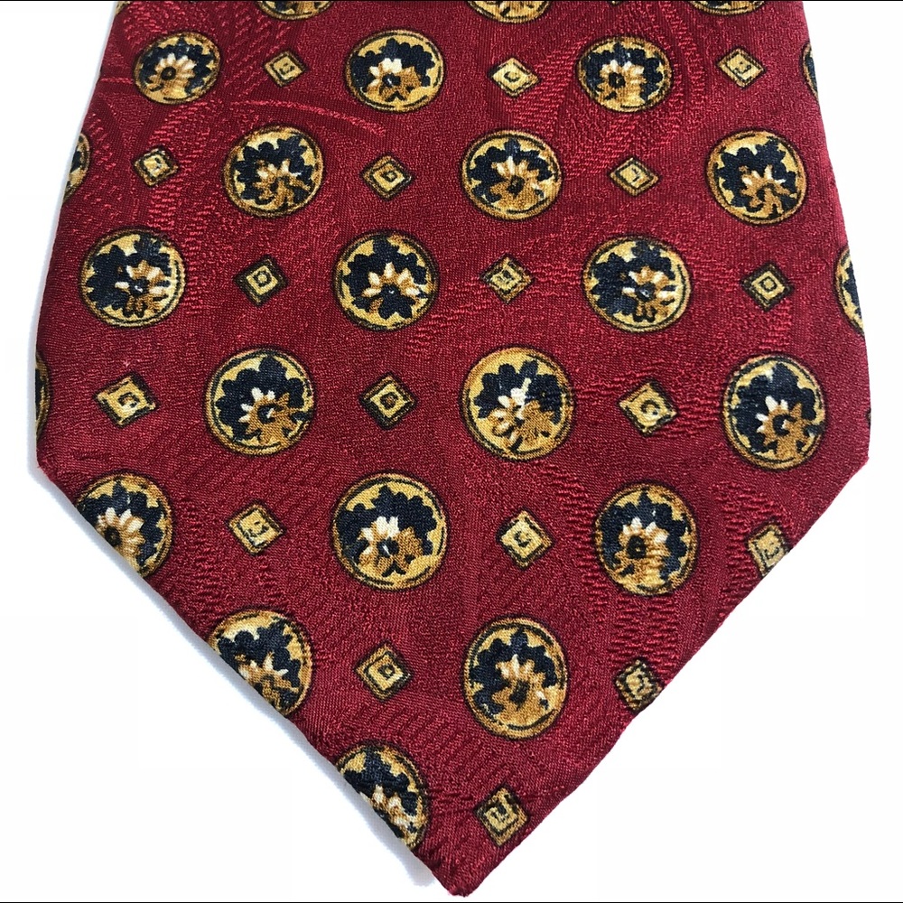 Valentino Cravatte 100% Silk Tie. Made in Italy.